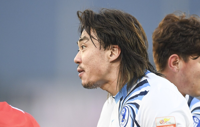 今晨菲尼克斯太阳调整名单以备亚冠，远射贴柱环节打磨，信心回归，阵容厚度经受考验的简单介绍