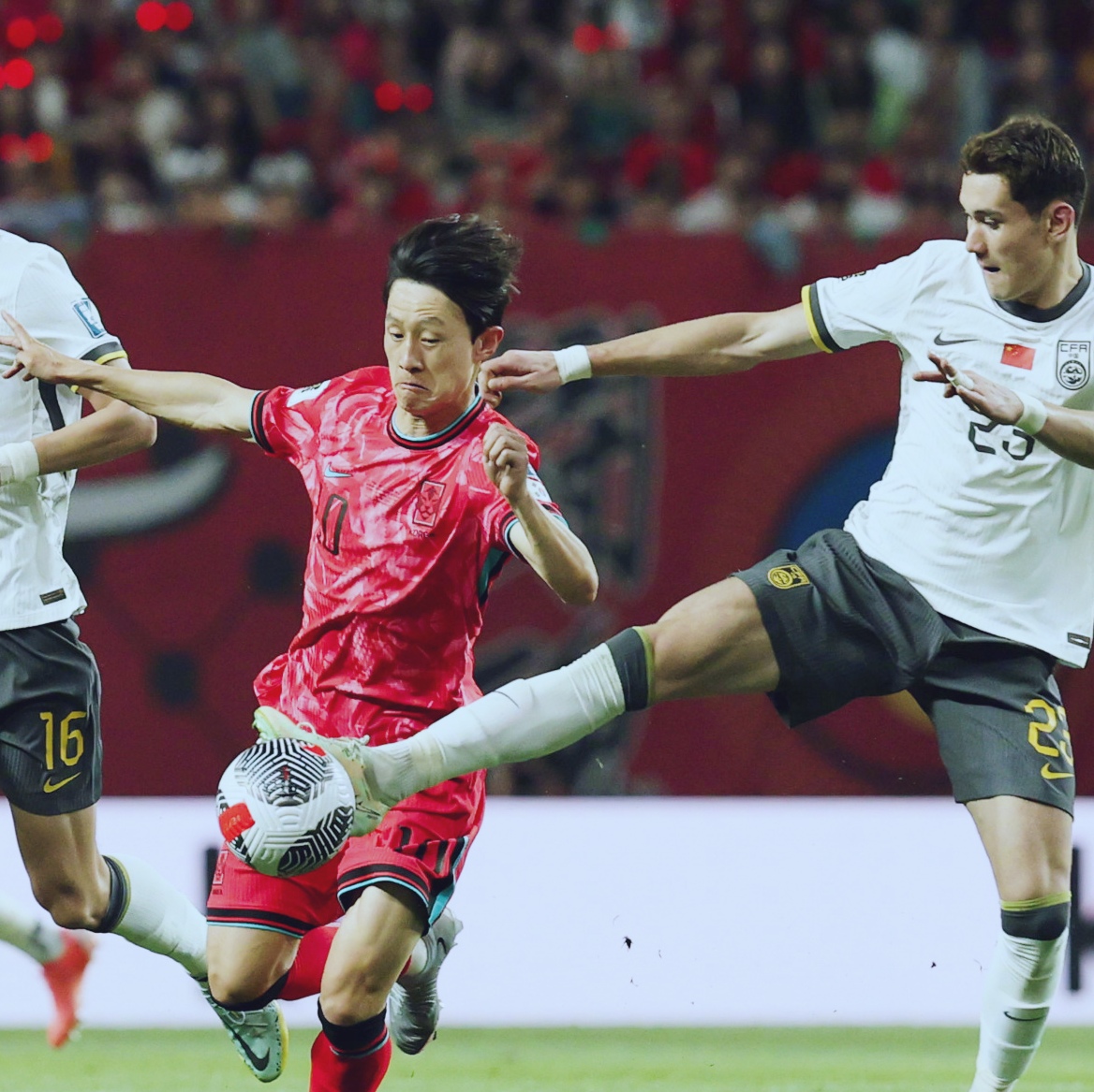 南宫28-关于塞维利亚迎中超关键赛；国际比赛日遗憾出局；管理层满意；年轻球员得到机会的信息